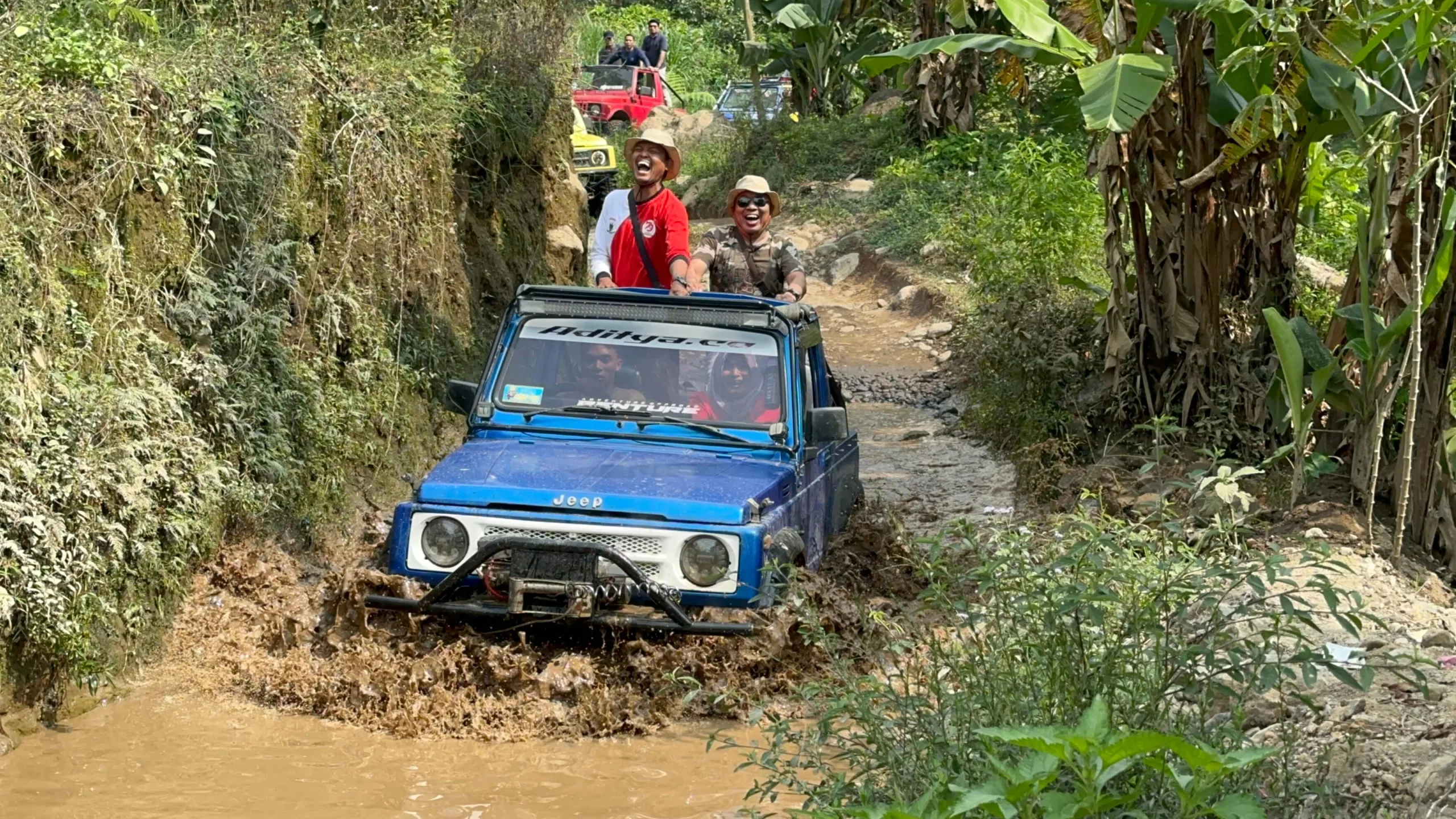 vw safari kemuning